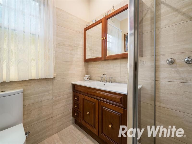 5 Hull Road, Croydon VIC 3136