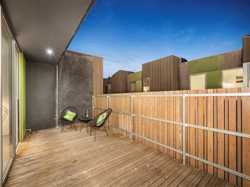 9/15-17 Railway Road, Blackburn VIC 3130