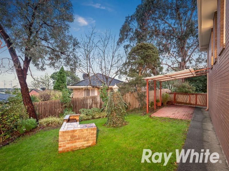 5 Orbost Court, Vermont VIC 3133