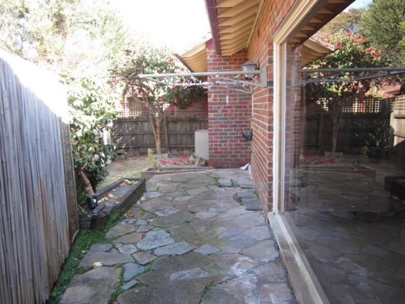 1/62 Pickford Street, Burwood East VIC 3151