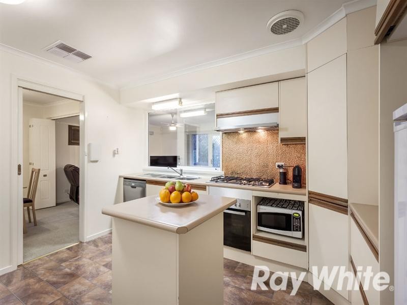 32 Livingstone Road, Vermont South VIC 3133