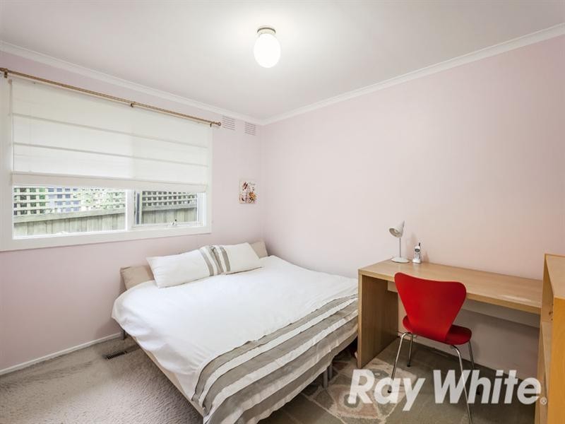 32 Livingstone Road, Vermont South VIC 3133