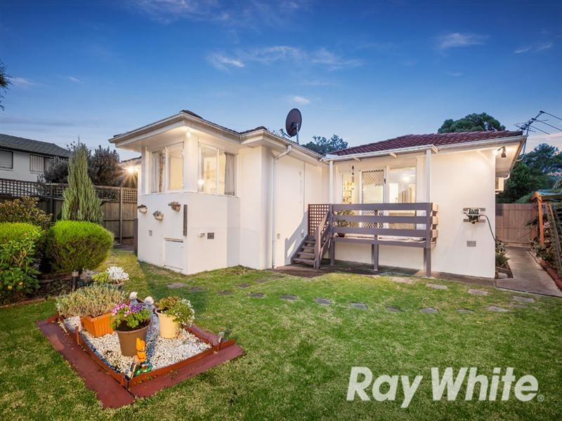 32 Livingstone Road, Vermont South VIC 3133