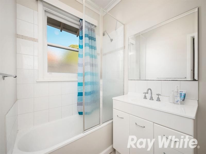 1/23 Lithgow Avenue, Blackburn VIC 3130