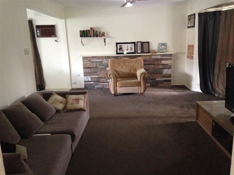 51 Sevenoaks Road, Burwood East VIC 3151