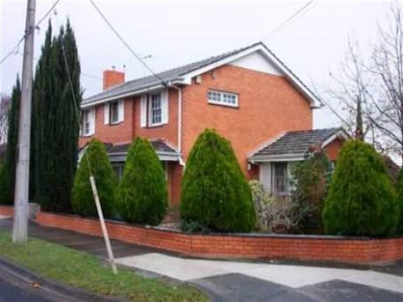 4 Blake Street, Blackburn North VIC 3130