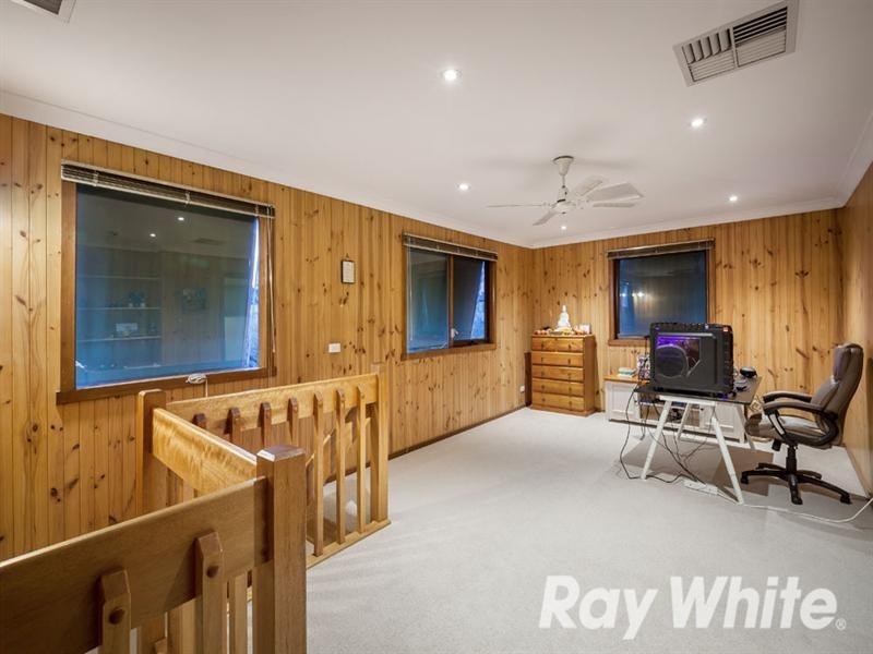 10 Kidderminster Drive, Wantirna VIC 3152