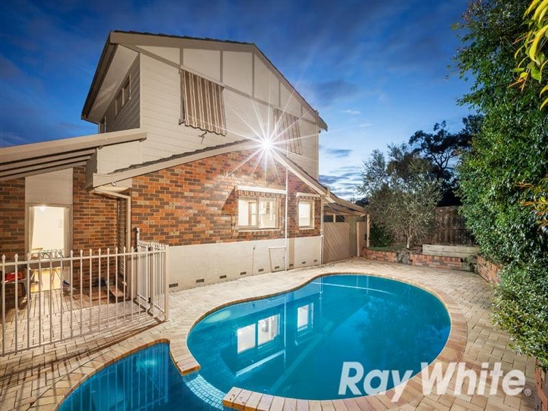 10 Kidderminster Drive, Wantirna VIC 3152