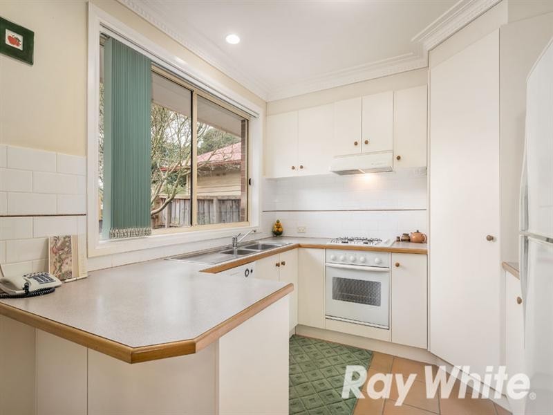 2/9 East India Avenue, Nunawading VIC 3131