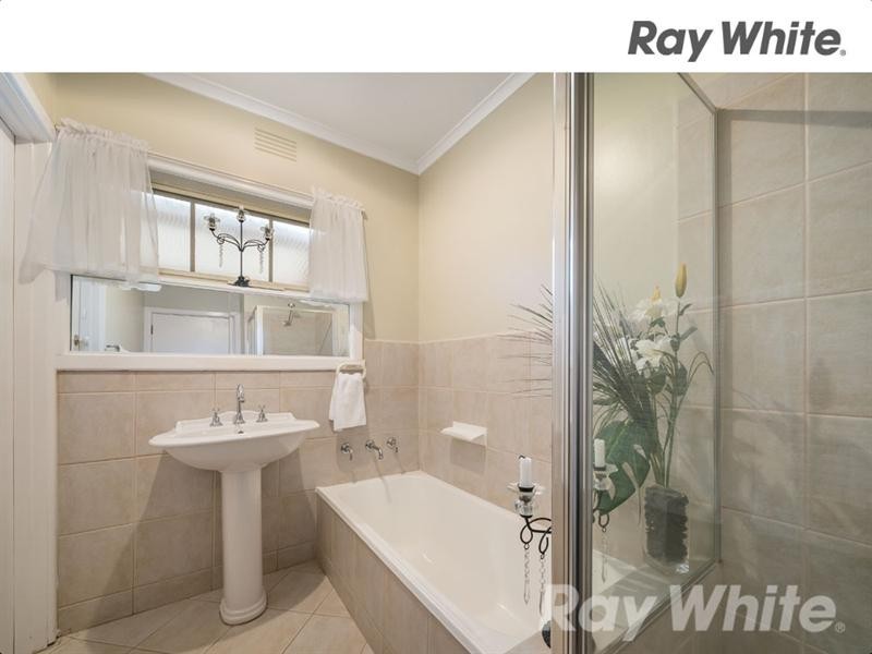 20 Mitchell Street, Blackburn North VIC 3130