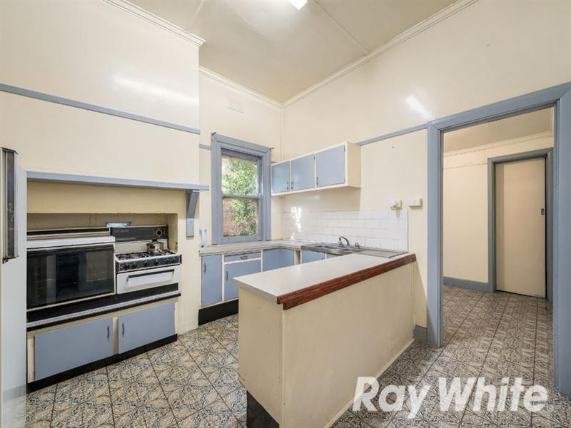 15 Station Street, Blackburn VIC 3130