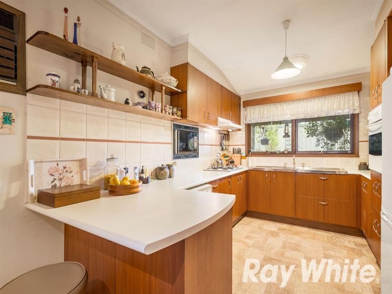 5 Explorers Court, Vermont South VIC 3133