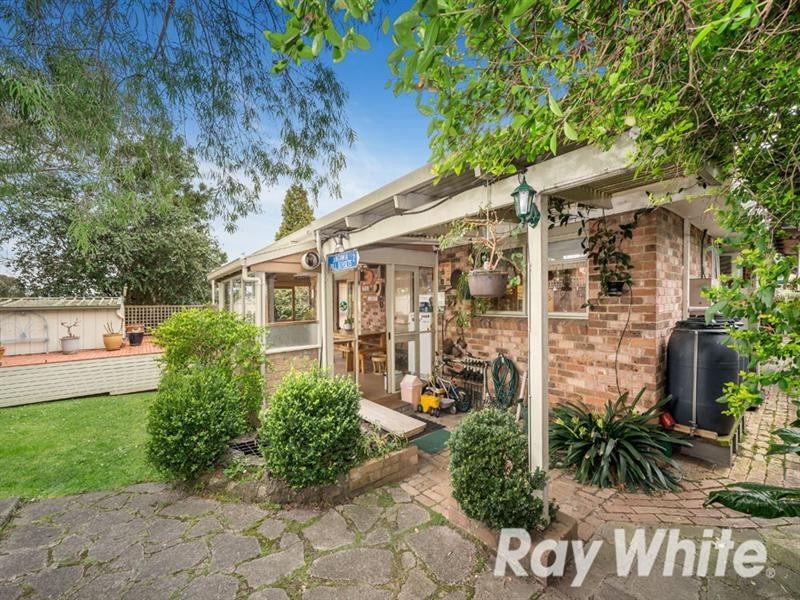 5 Explorers Court, Vermont South VIC 3133