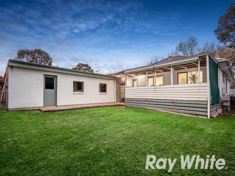 42 Lasiandra Avenue, Forest Hill VIC 3131