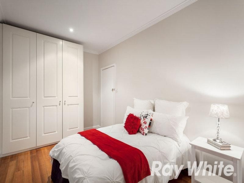 70 Betula Avenue, Vermont VIC 3133