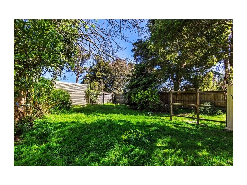 18 Quentin Street, Forest Hill VIC 3131