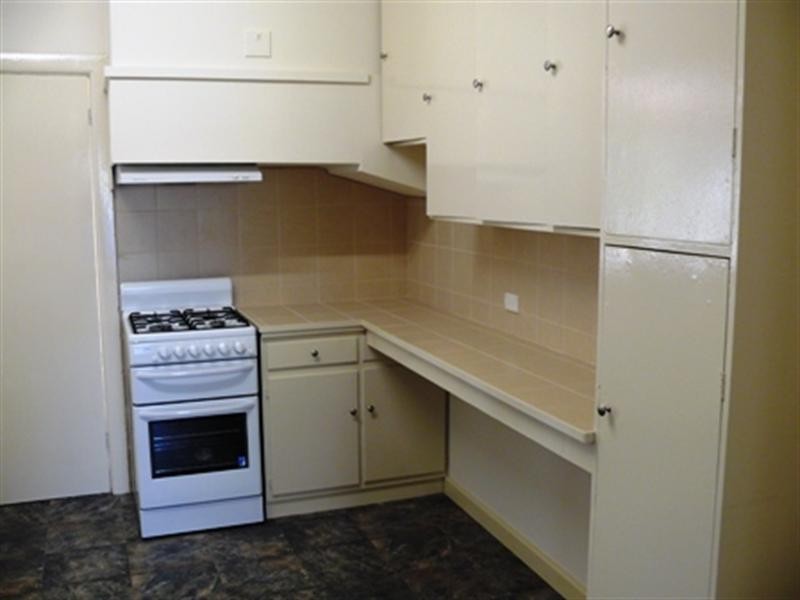 28 Linden Street, Blackburn VIC 3130