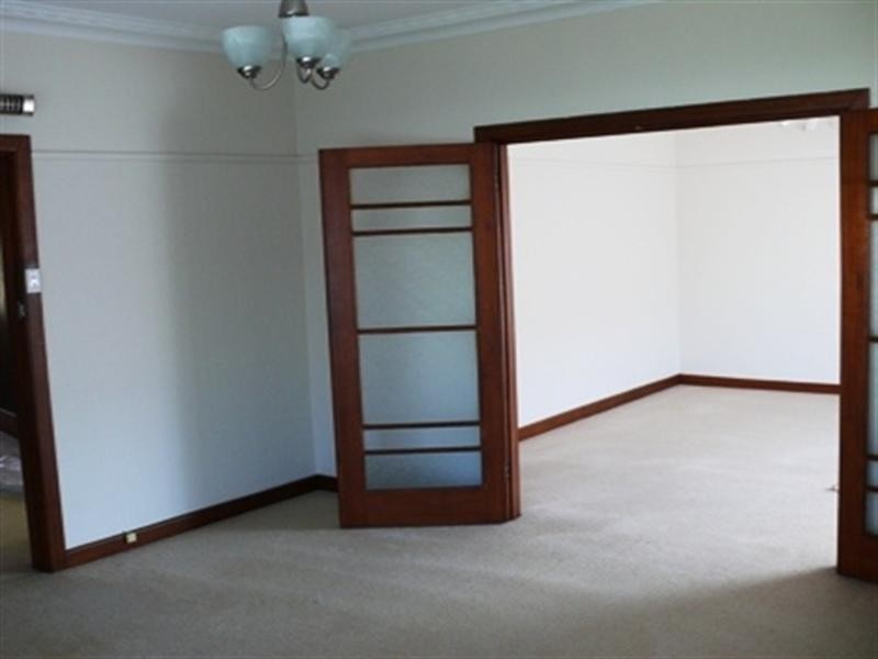 28 Linden Street, Blackburn VIC 3130