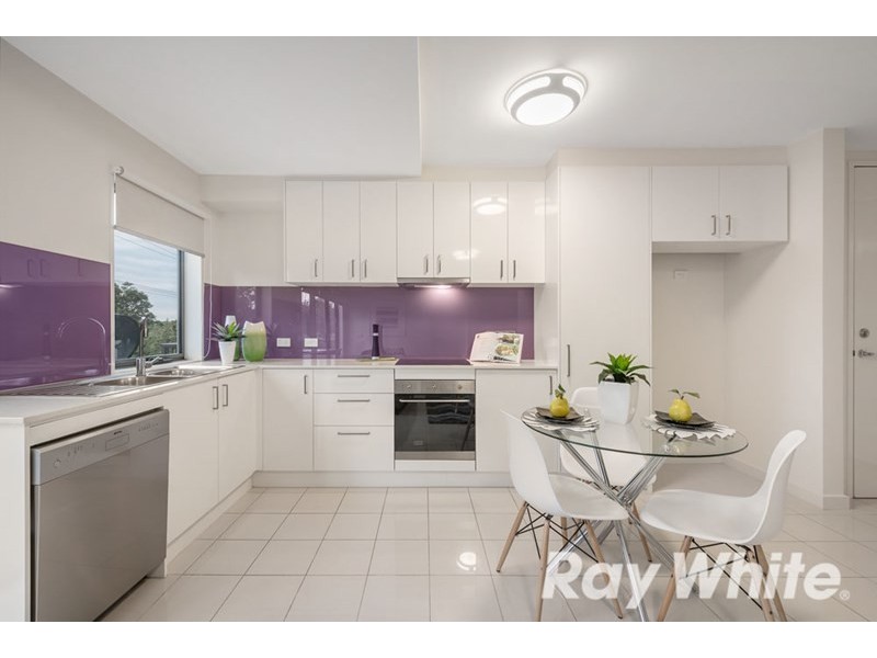 205/1136 Whitehorse Road, Box Hill VIC 3128