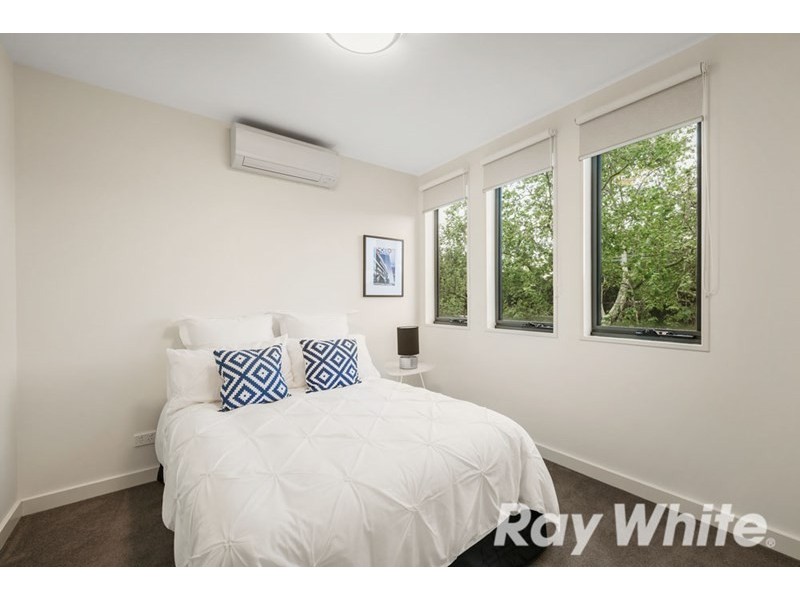 205/1136 Whitehorse Road, Box Hill VIC 3128