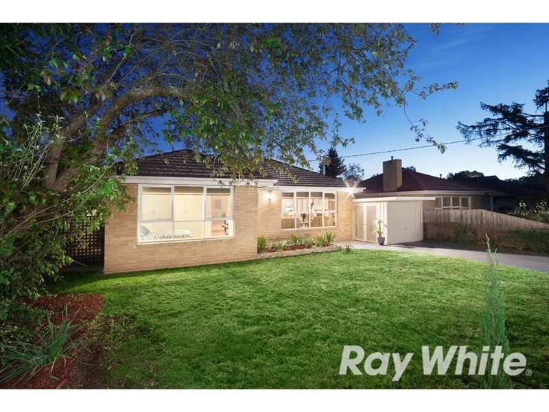 24 Kulnine Avenue, Mitcham VIC 3132