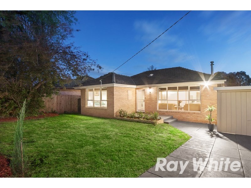 24 Kulnine Avenue, Mitcham VIC 3132