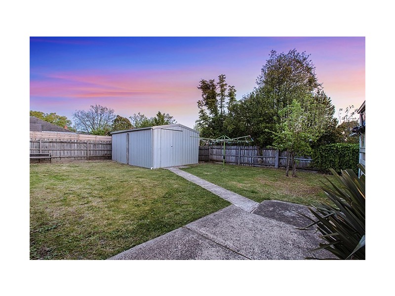 121 Surrey Road, Blackburn VIC 3130