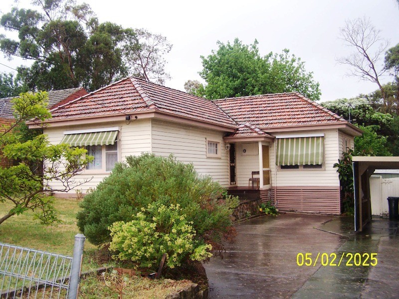 24 Somers Street, Burwood VIC 3125