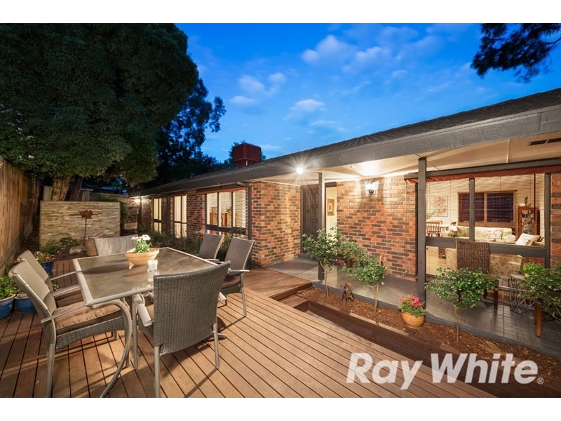 26 Barnesdale Drive, Vermont VIC 3133