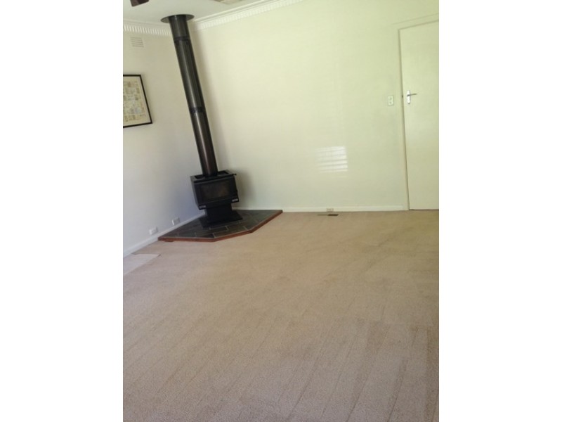 8 Majtilis Street, Blackburn North VIC 3130