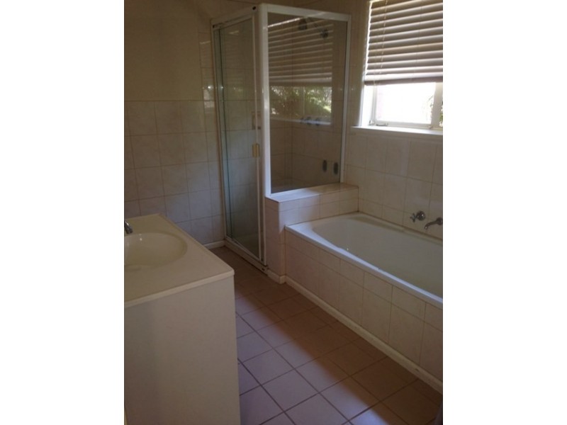 8 Majtilis Street, Blackburn North VIC 3130