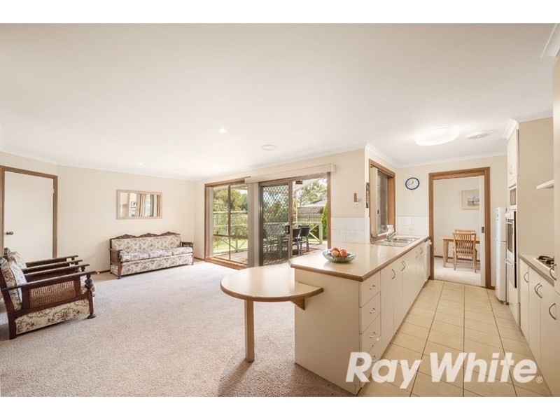 2/12 Donald Street, Blackburn South VIC 3130