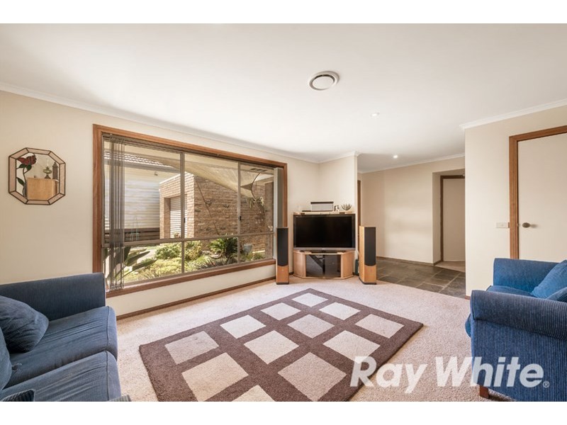 2/12 Donald Street, Blackburn South VIC 3130