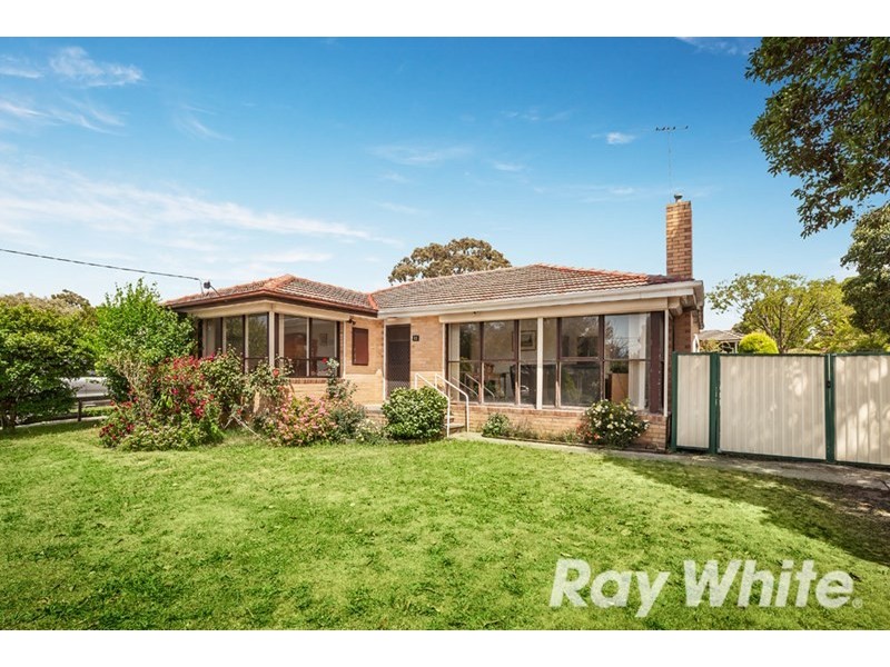 12 Walnut Court, Mulgrave VIC 3170