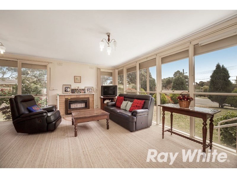 12 Walnut Court, Mulgrave VIC 3170