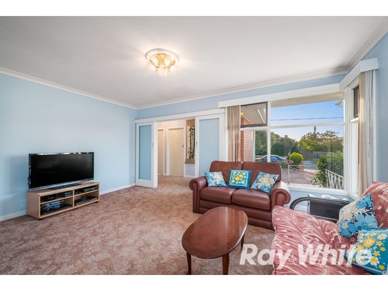 1 Woodcrest Road, Vermont VIC 3133