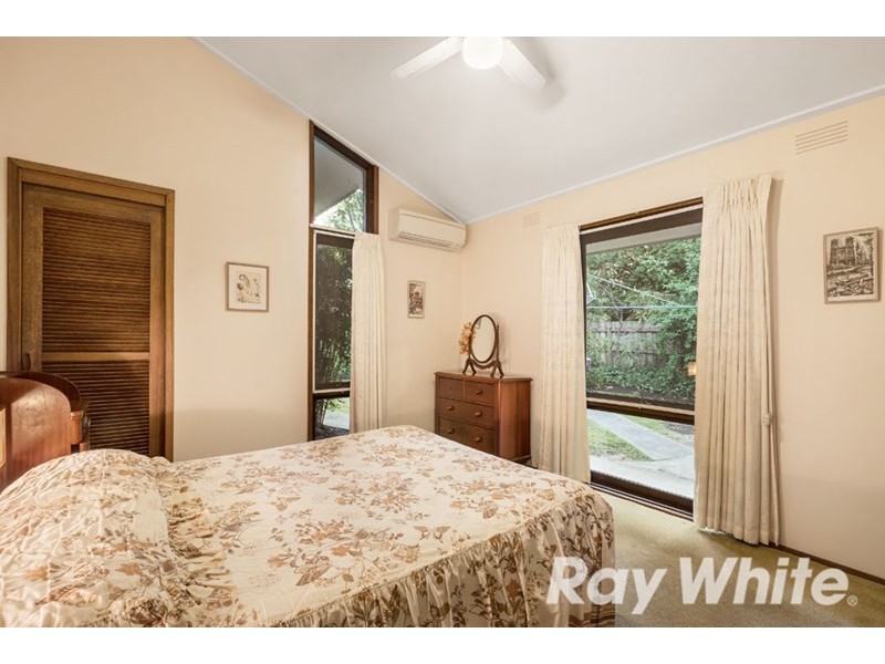 8 Norris Court, Blackburn VIC 3130