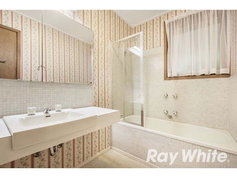 8 Norris Court, Blackburn VIC 3130