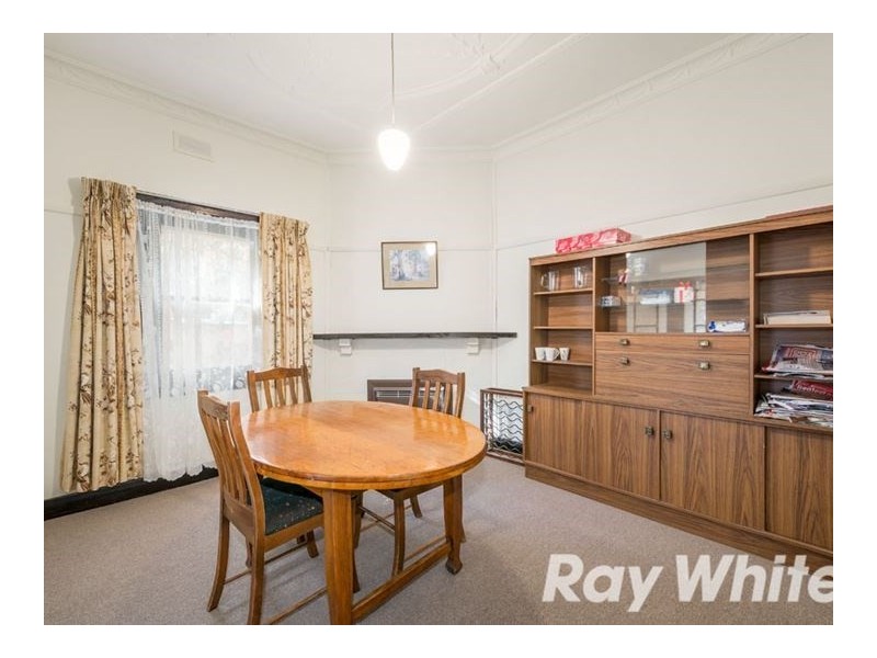 15 Station Street, Blackburn VIC 3130