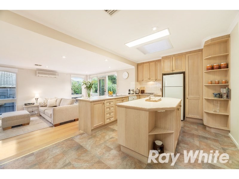 24 Wildwood Avenue, Vermont South VIC 3133