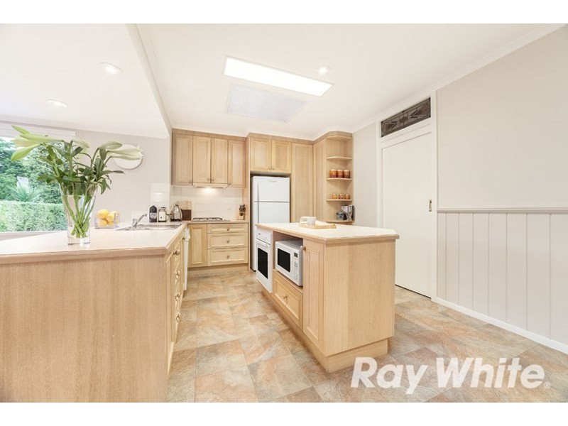 24 Wildwood Avenue, Vermont South VIC 3133