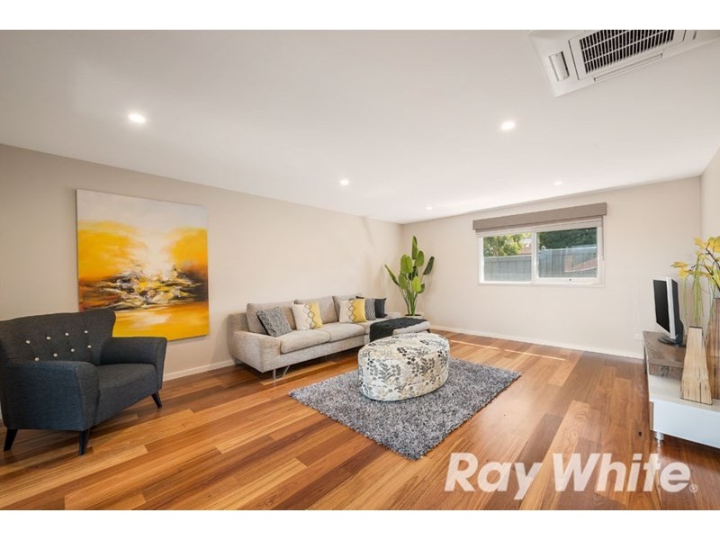 2 Winjallock Crescent, Vermont South VIC 3133