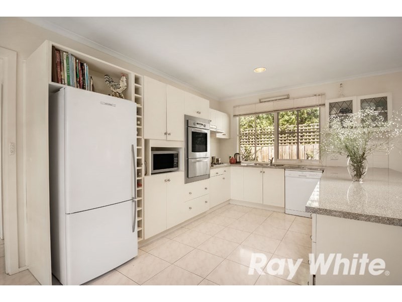 28 Wildwood Avenue, Vermont South VIC 3133