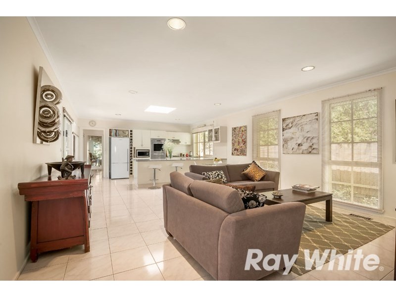 28 Wildwood Avenue, Vermont South VIC 3133