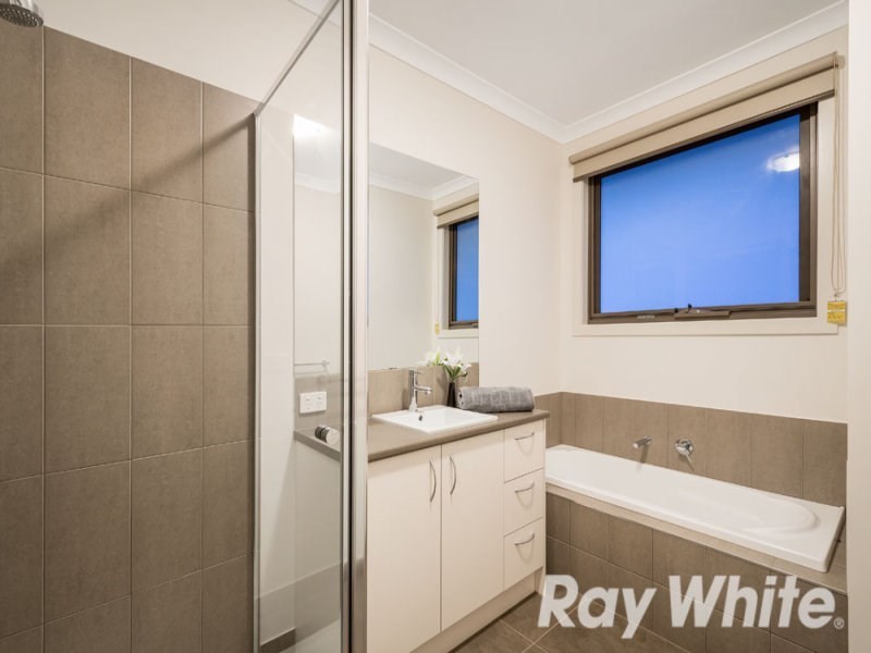 1/3 Thornhill Drive, Forest Hill VIC 3131