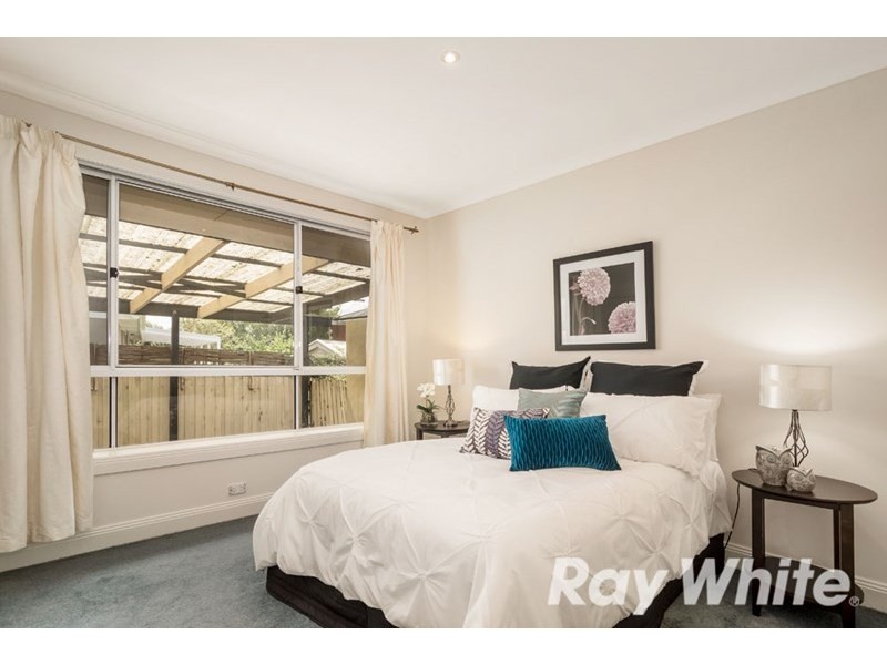 3 Winston Court, Blackburn South VIC 3130