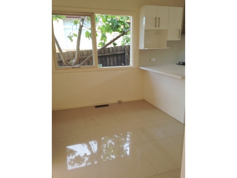 65 Heathfield Drive, Box Hill North VIC 3129