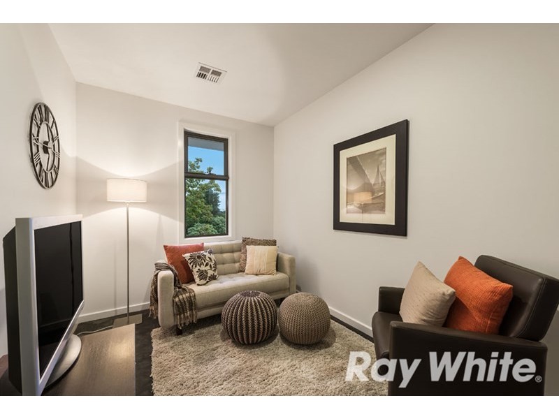 1/8 Loddon Street, Box Hill North VIC 3129