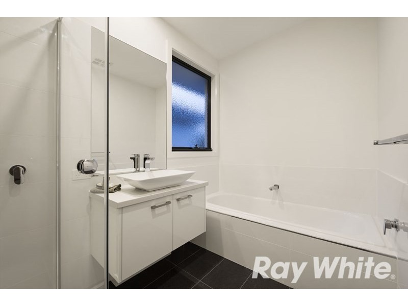 1/8 Loddon Street, Box Hill North VIC 3129