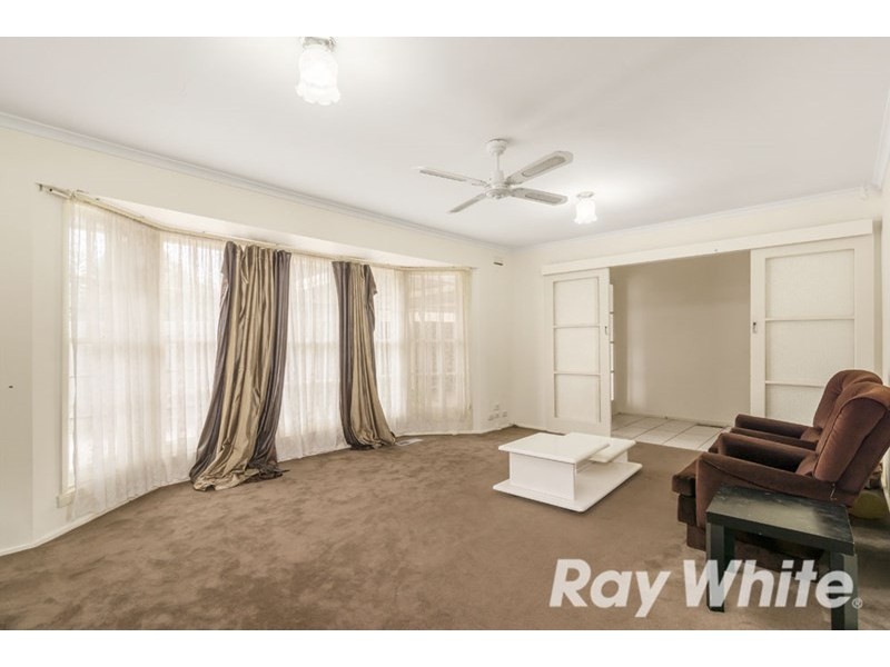 51 Sevenoaks Road, Burwood East VIC 3151